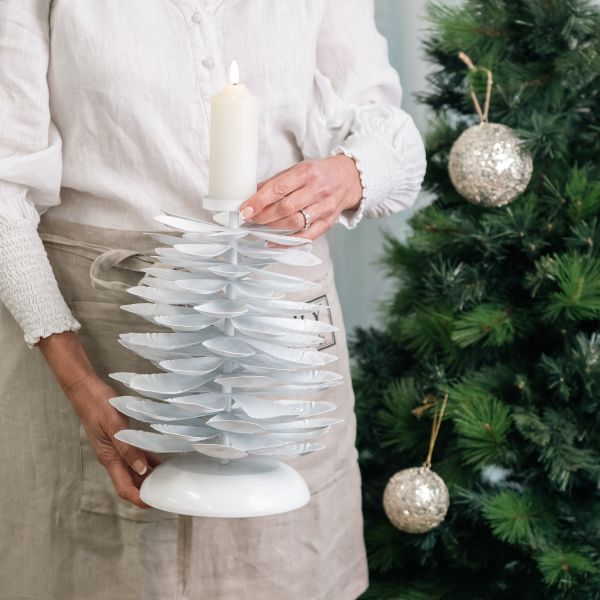 Lune Pinecone Candlestick Holder White Small - Pure Apotheca