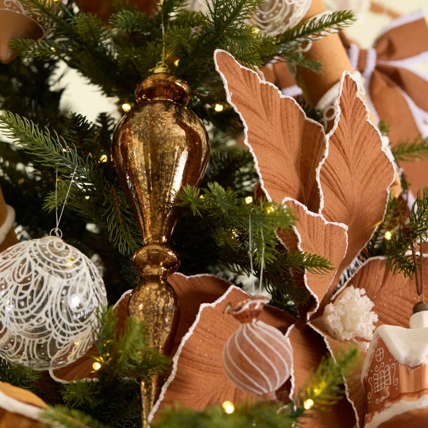 LUXE GINGERBREAD POINSETTIA - Pure Apotheca