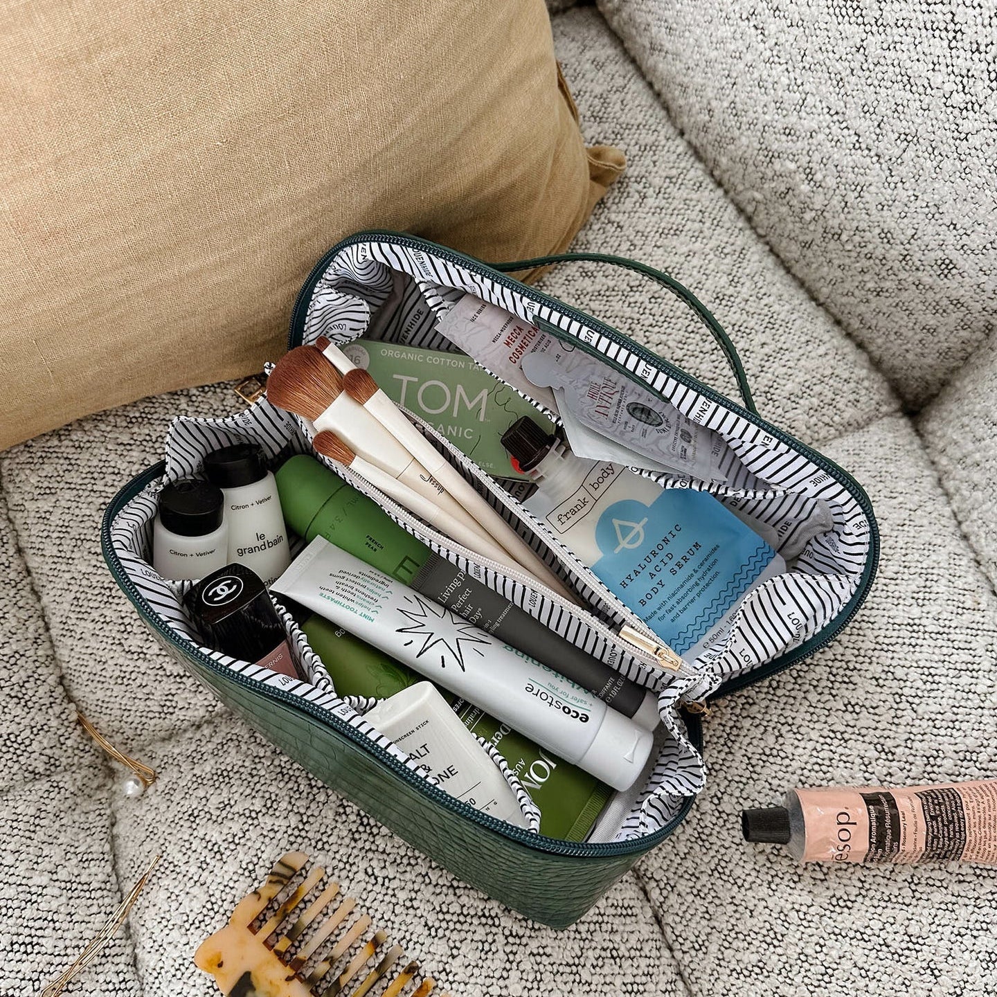 Mary Cosmetic Case Croc Forest Green - Pure Apotheca