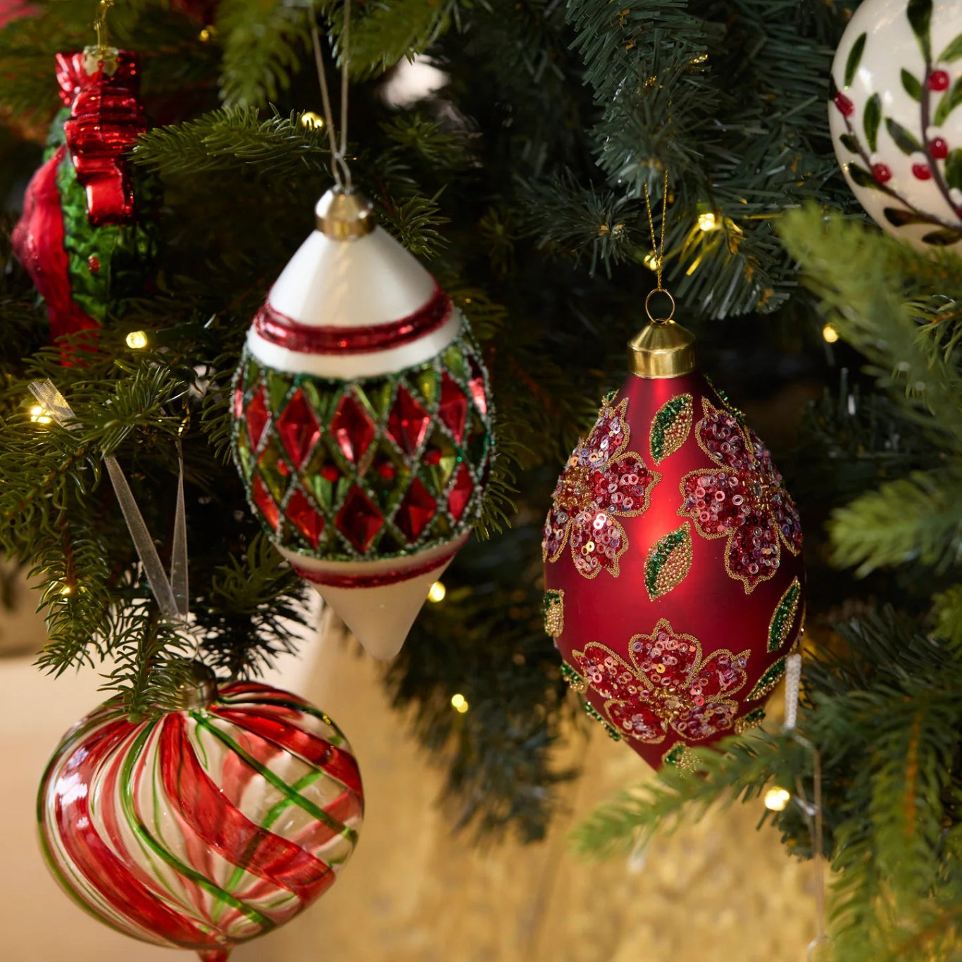 MATTE BEADED POINSETTIA DROP BAUBLE - Pure Apotheca