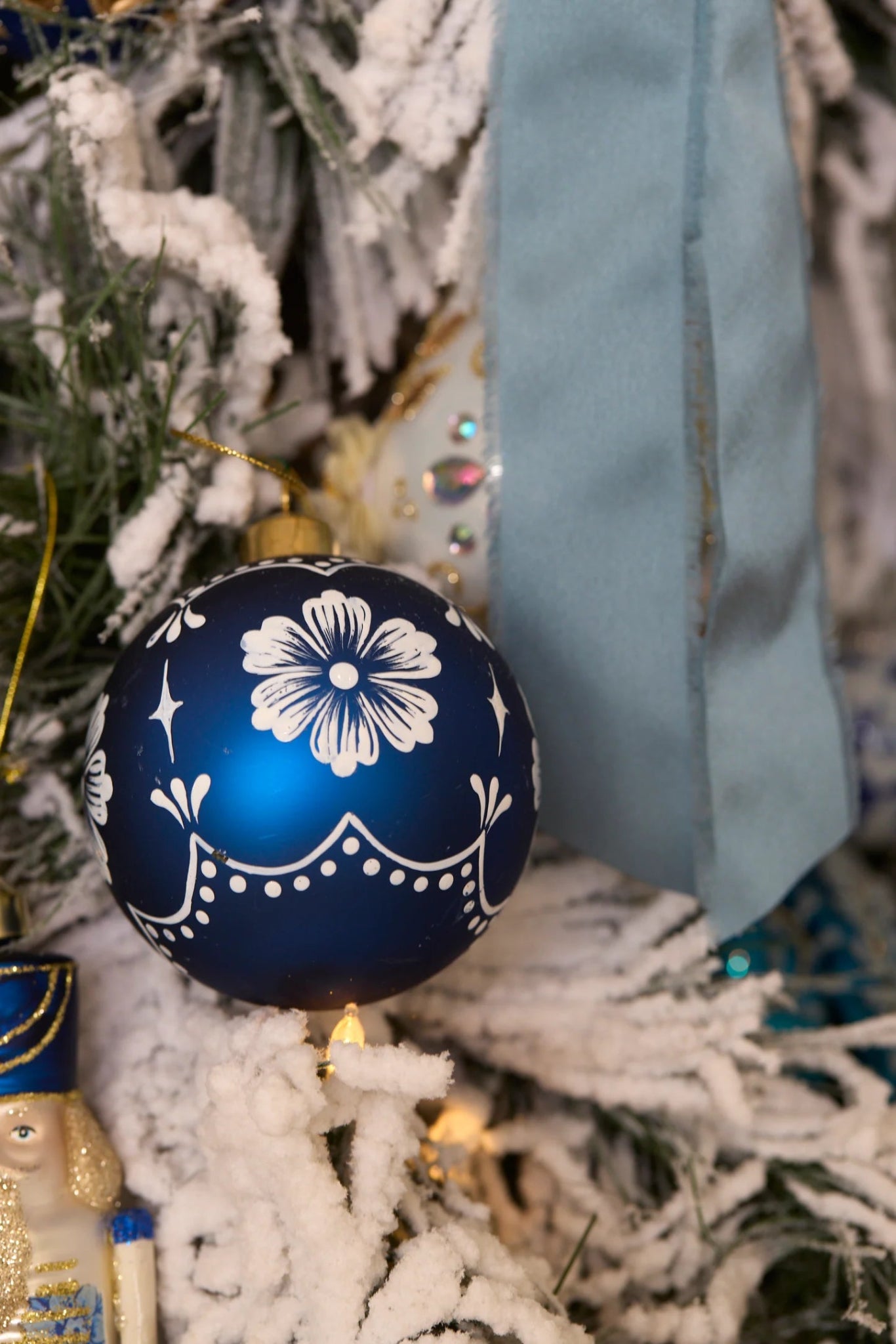 MATTE DARK BLUE AND WHITE WEDGEWOOD BAUBLE - Pure Apotheca