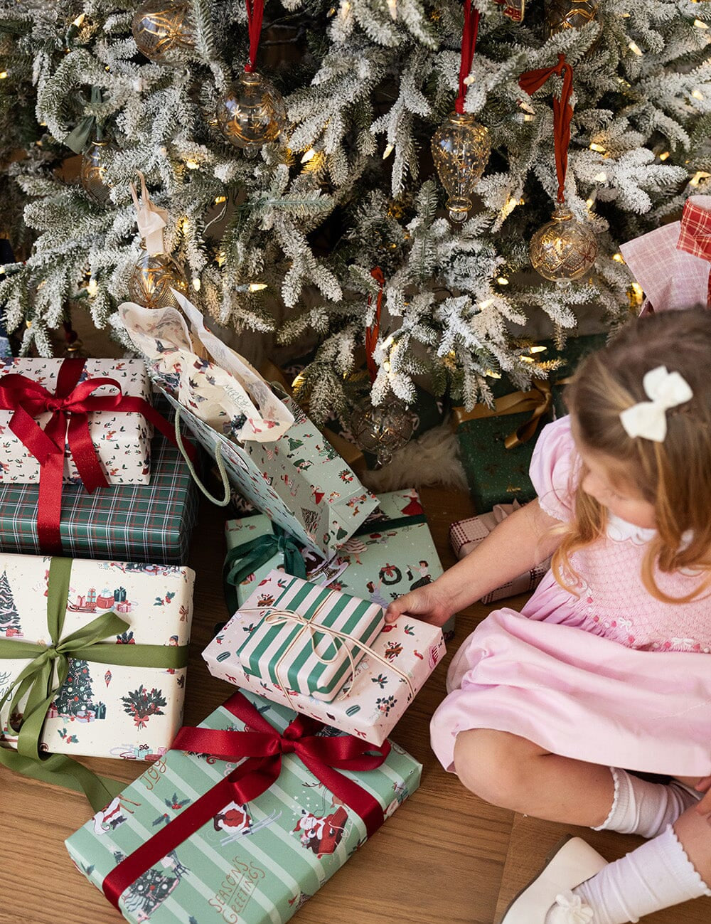 Medium Gift Bag - Christmas Ladies - Pure Apotheca
