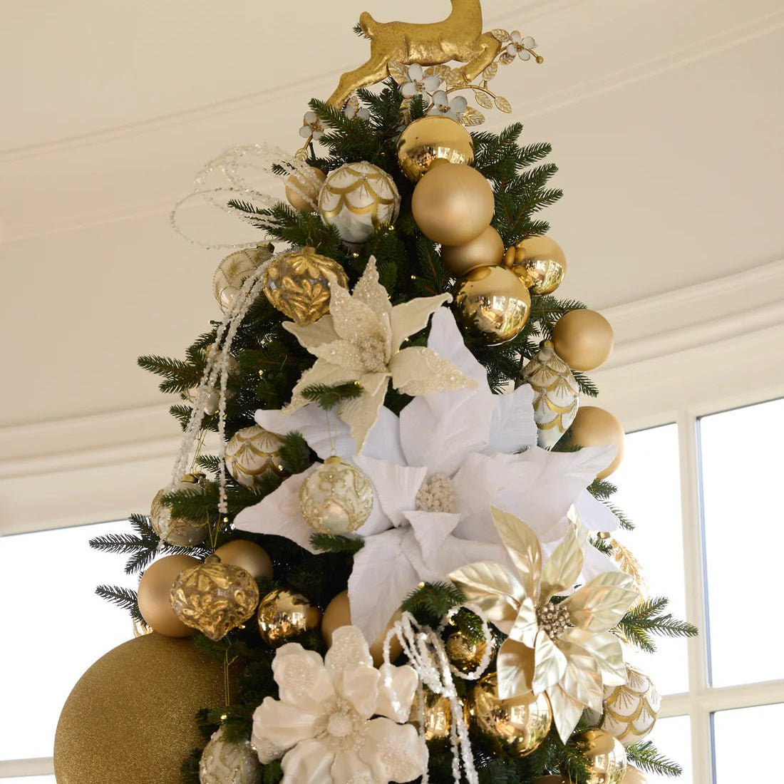 METAL REINDEER COTTON FLOWER TREE TOPPER - Pure Apotheca