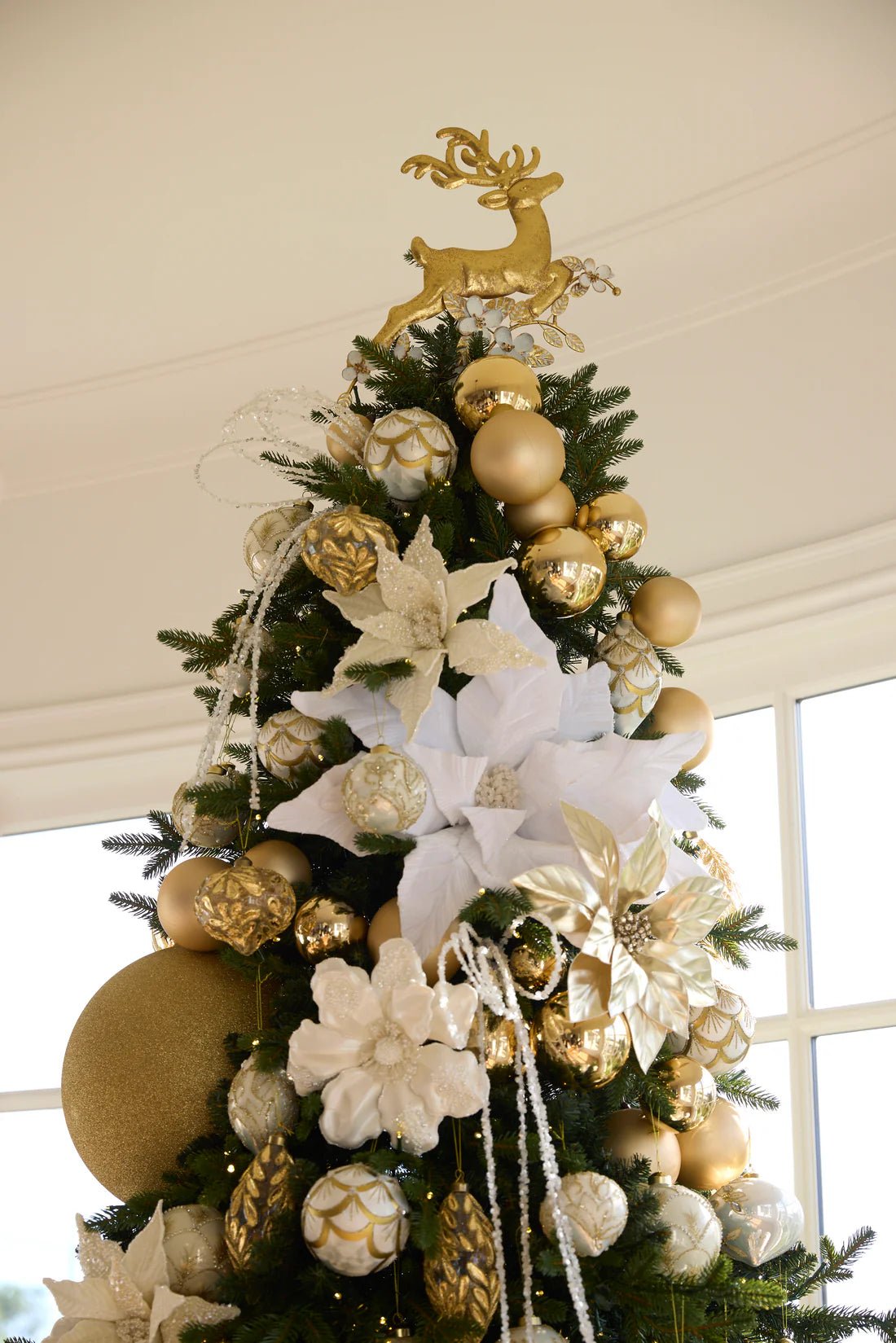 METAL REINDEER COTTON FLOWER TREE TOPPER - Pure Apotheca