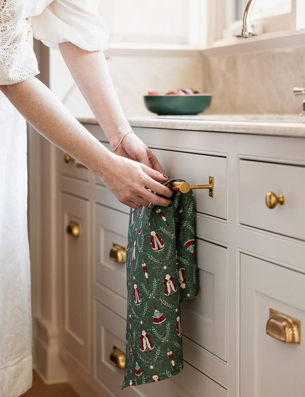 Mr & Mrs Claus Tea Towel - Pure Apotheca