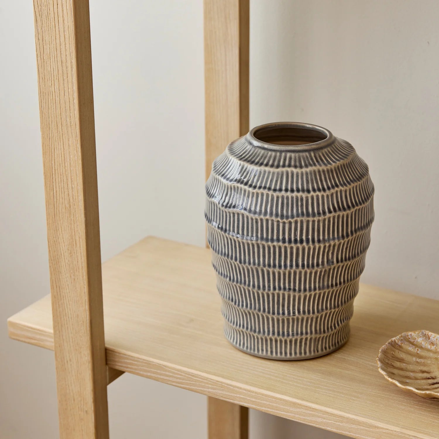 NAUTILUS LIGHT BLUE VASE - Pure Apotheca