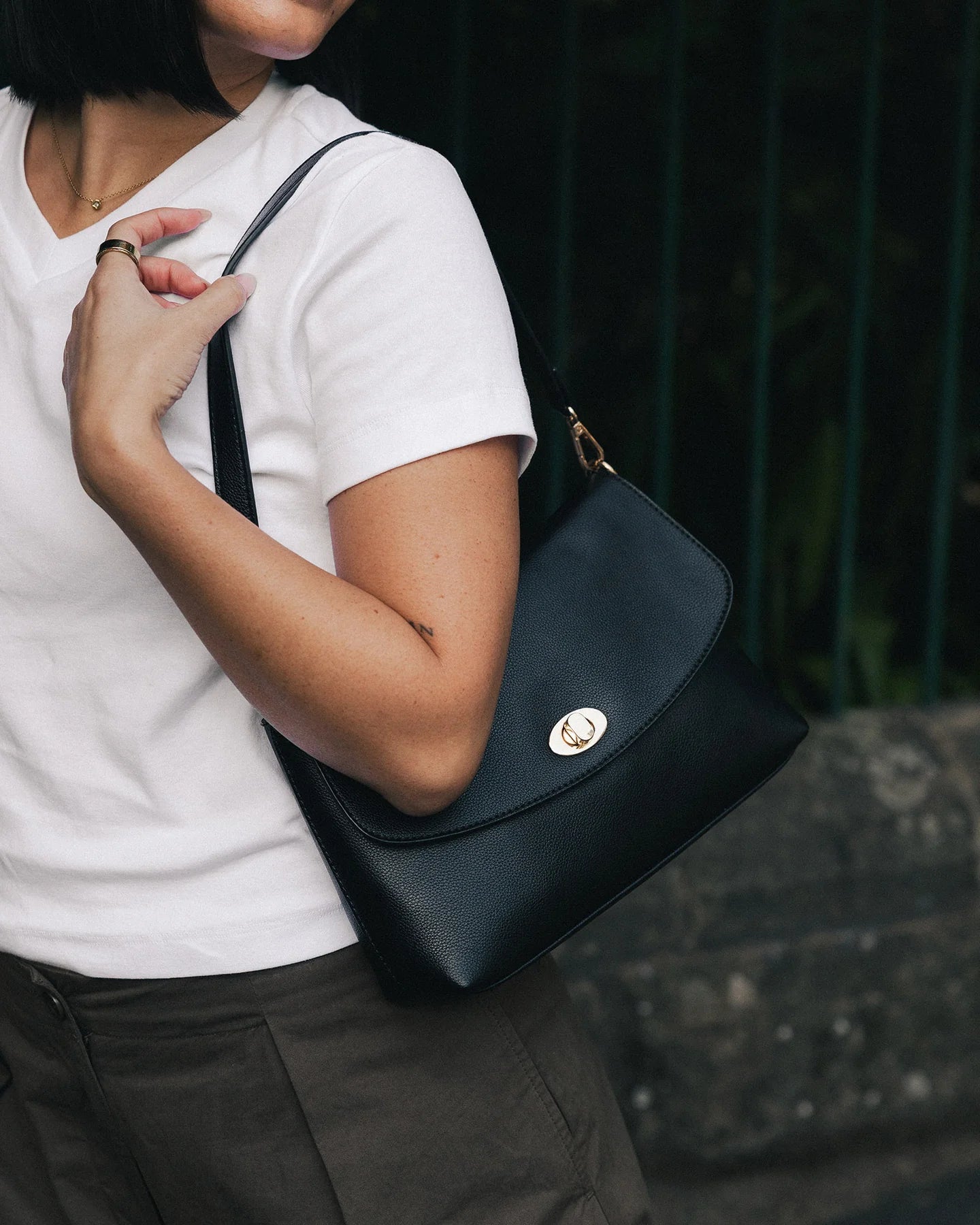 Nisha Shoulder Bag Black - Pure Apotheca