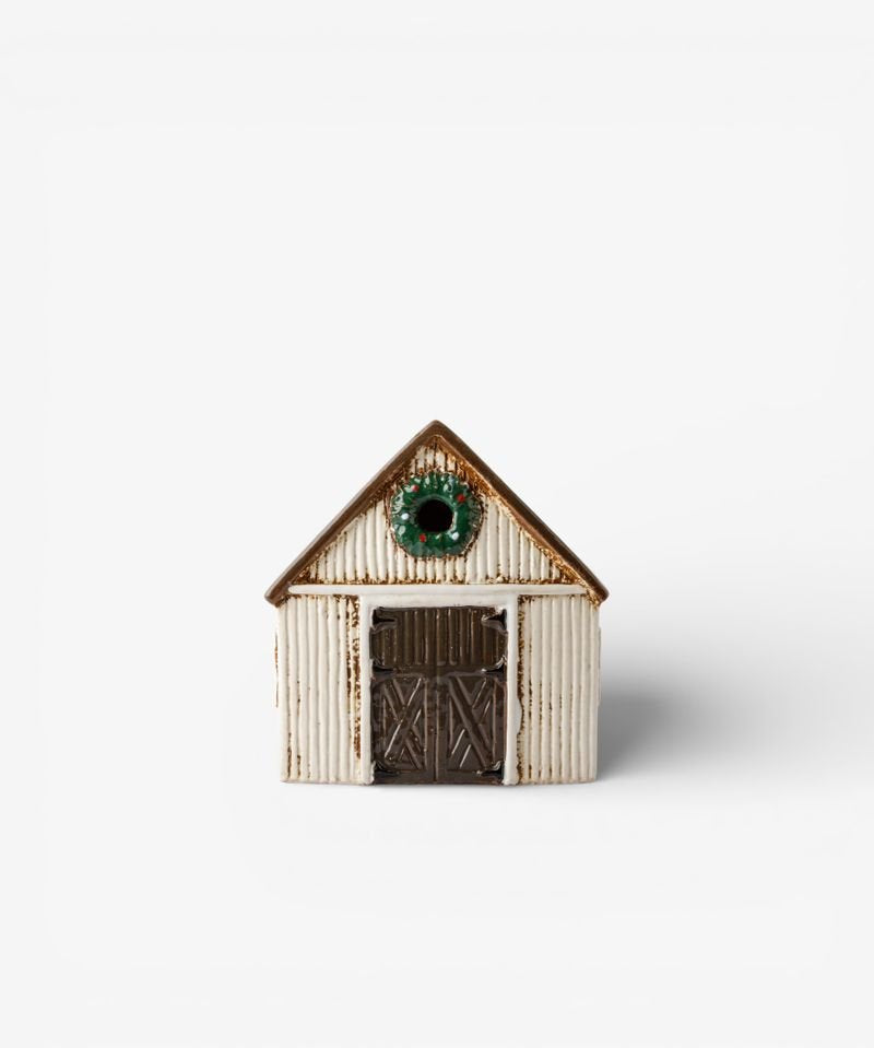 Nordgard Stable with Wreath - Pure Apotheca