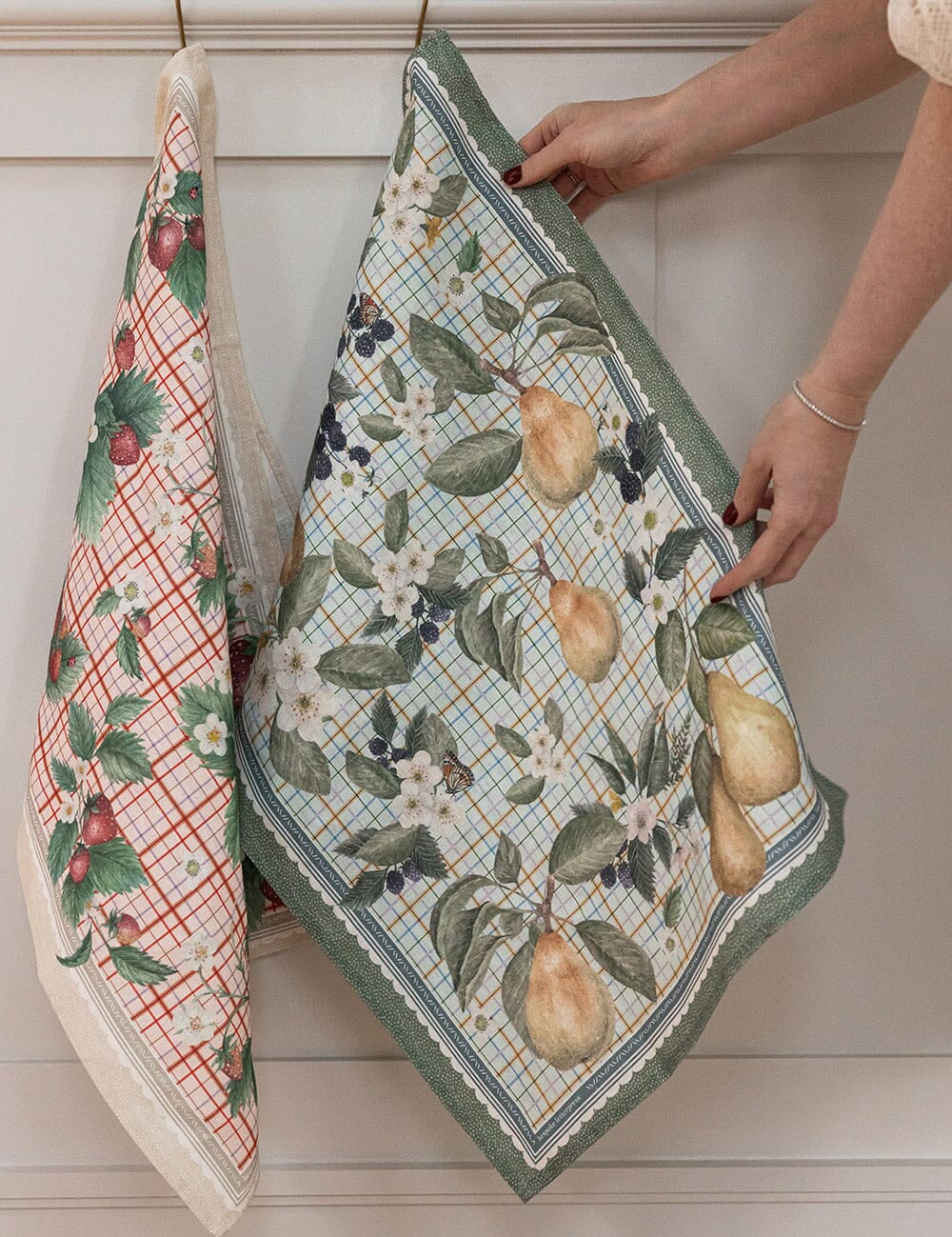 Pears Linen Tea Towel - Pure Apotheca