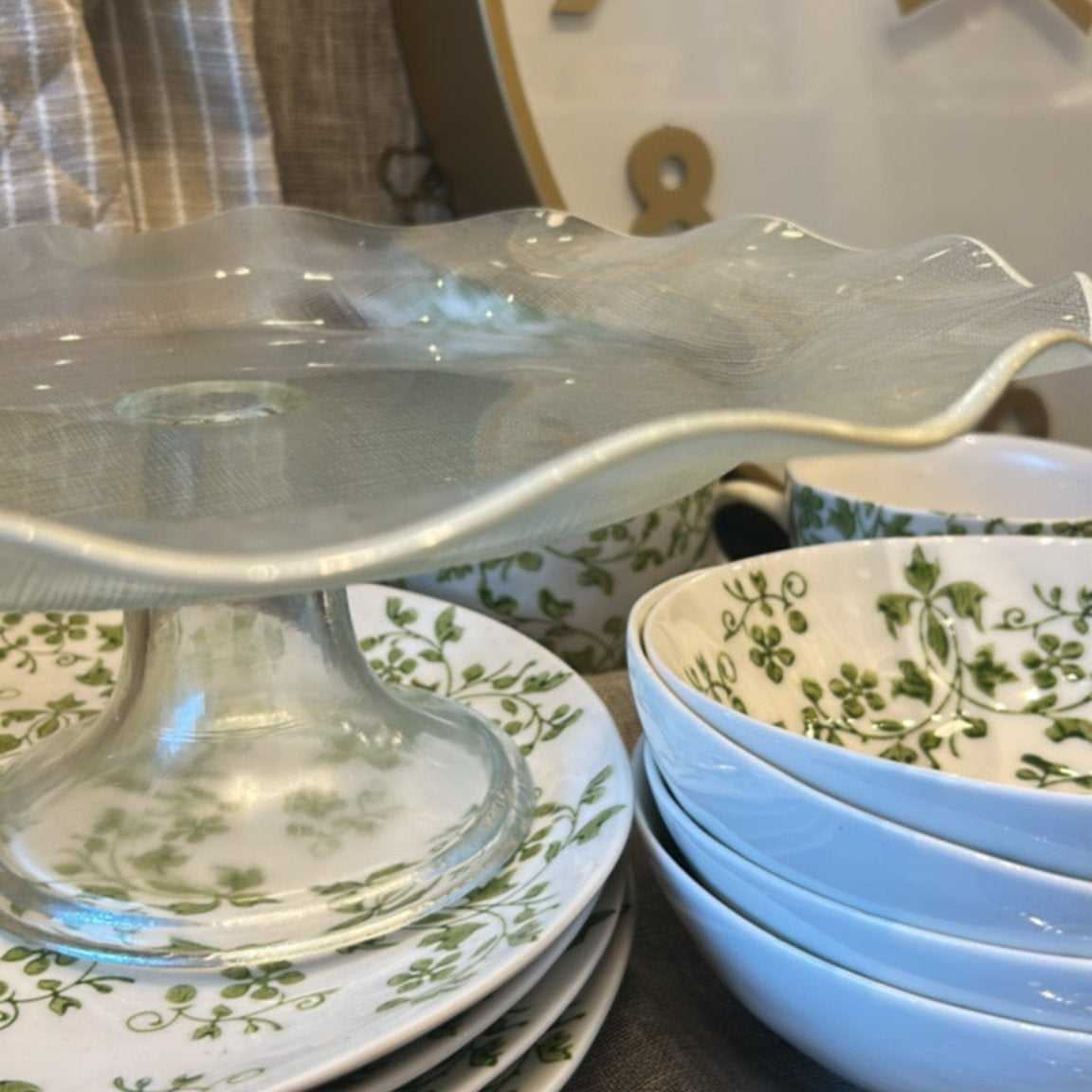Raquel Glass Footed Cake Stand - Pure Apotheca