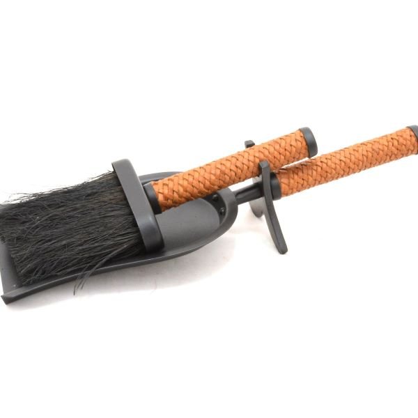 Roc Pan & Brush Set - Leather Handle/Black - Pure Apotheca