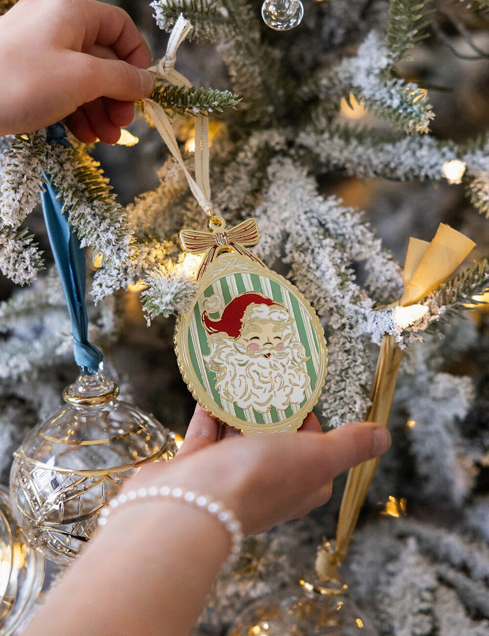 Santa Picture Frame Enamel Ornament - Pure Apotheca