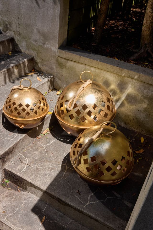 Set 3 Lattice Oversized Bells - Pure Apotheca