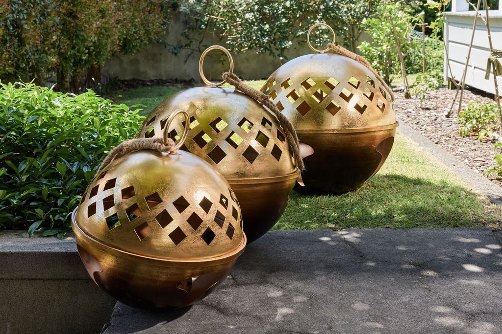Set 3 Lattice Oversized Bells - Pure Apotheca