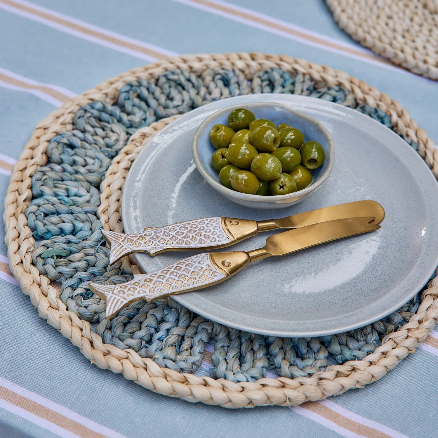 SEYCHELLES BRASS FISH CHEESE KNIFE SET - Pure Apotheca
