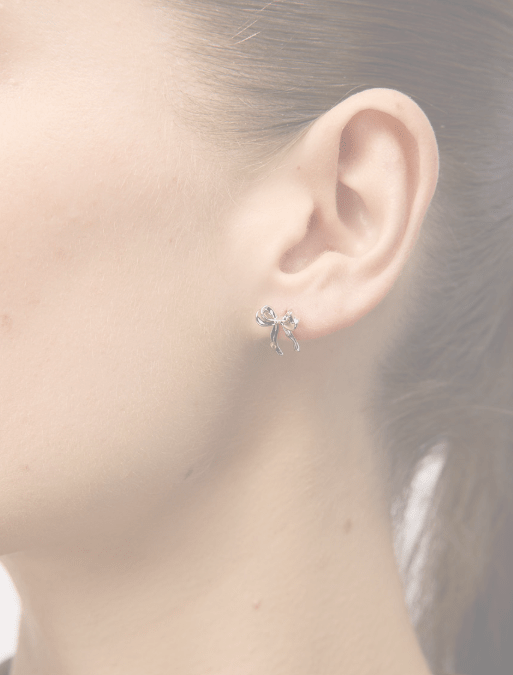 Silver Crinkle Bow Earring - Pure Apotheca