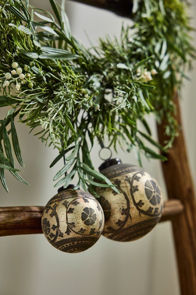 Silver Eclipse Small Hanging Ball - Pure Apotheca