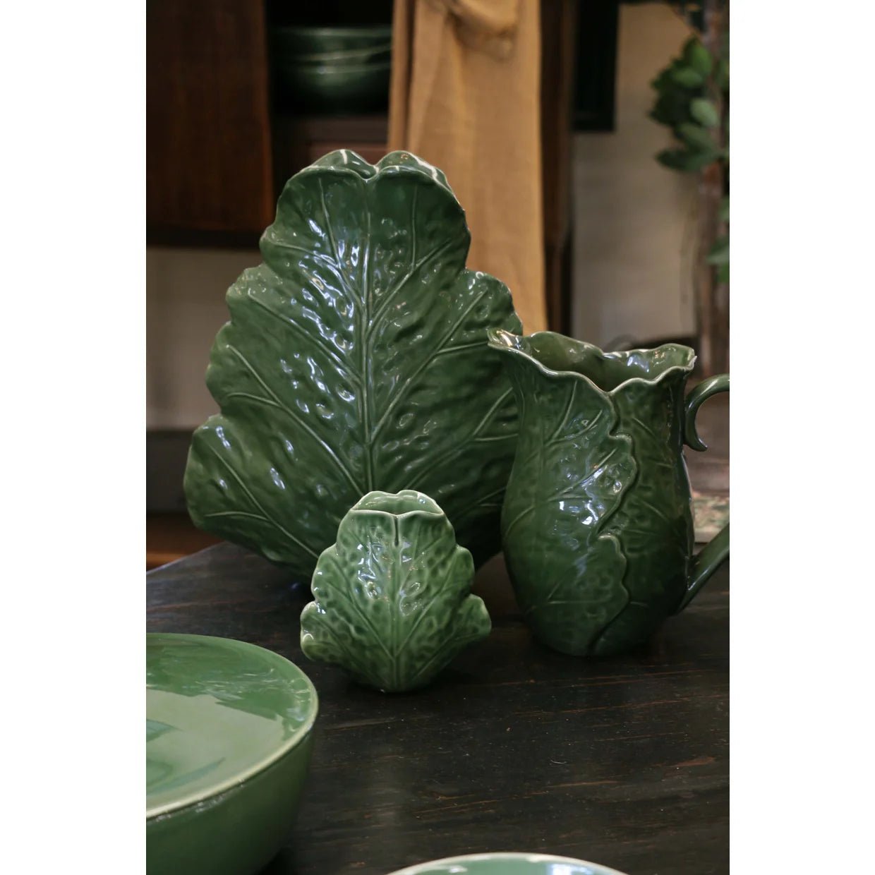 Small Sculptured Leaf Vase - Pure Apotheca