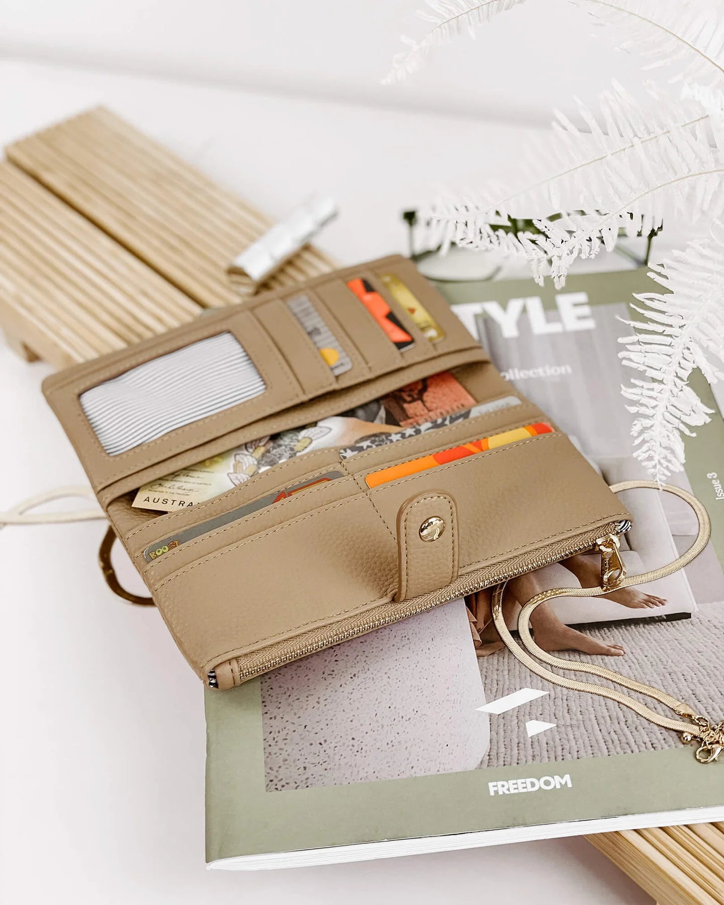 Stella Wallet Latte - Pure Apotheca