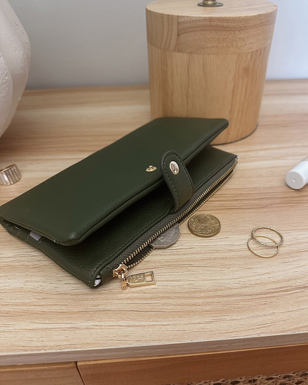 Stella Wallet Olive - Pure Apotheca