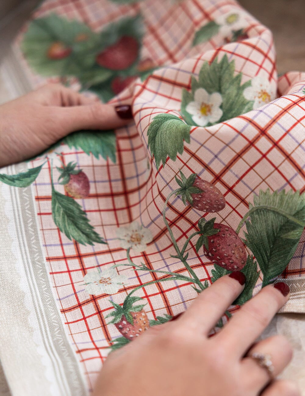 Strawberries Linen Tea Towel - Pure Apotheca