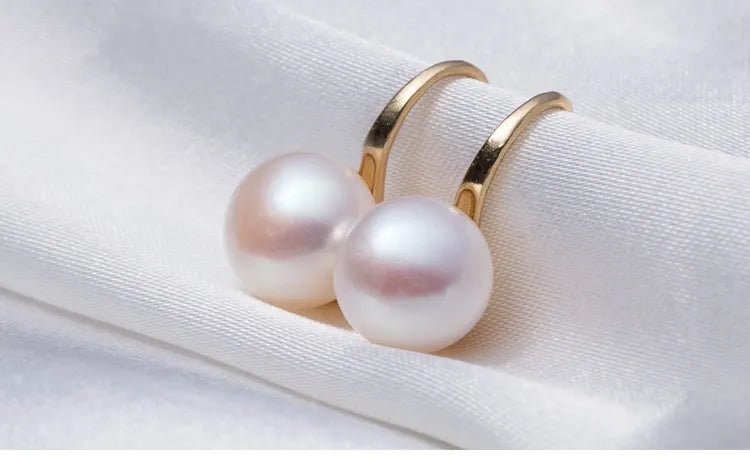 Suzie Pearl Gold Hook Earring - Pure Apotheca