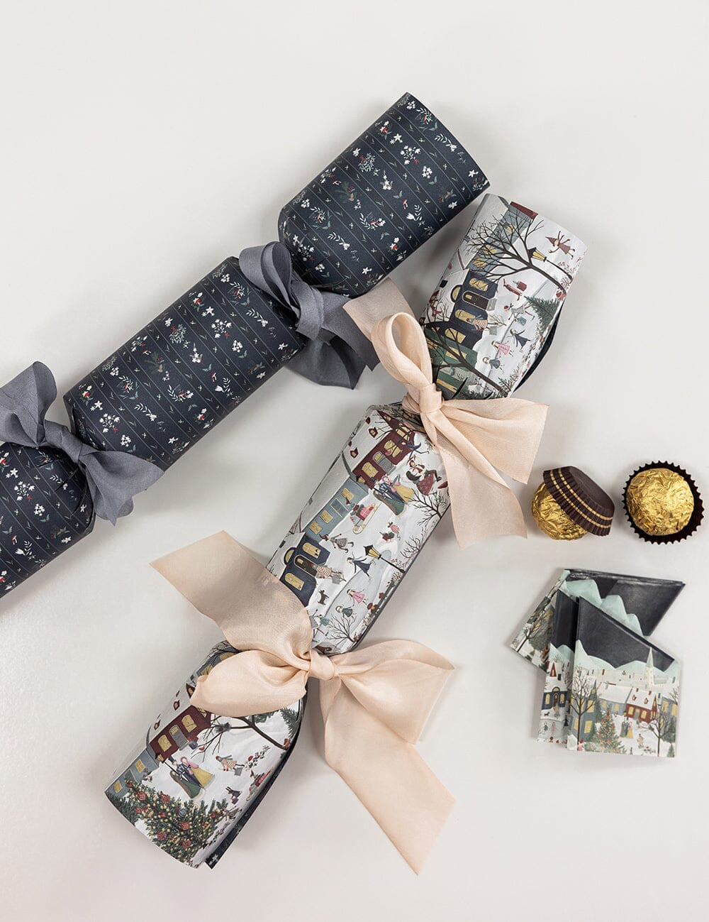 The Christmas Village 10pk Cracker Kit - Pure Apotheca