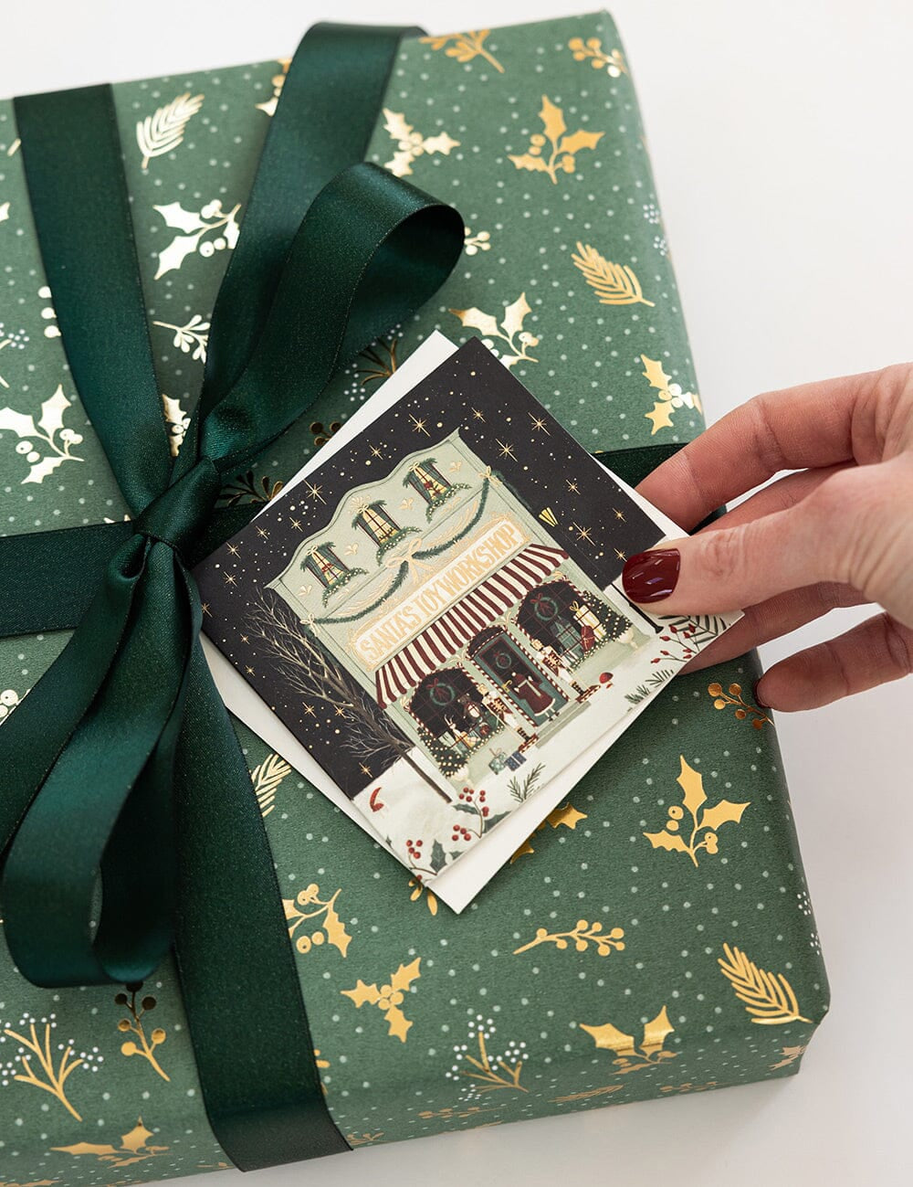 The Christmas Village 12pk Square Card Boxset - Pure Apotheca
