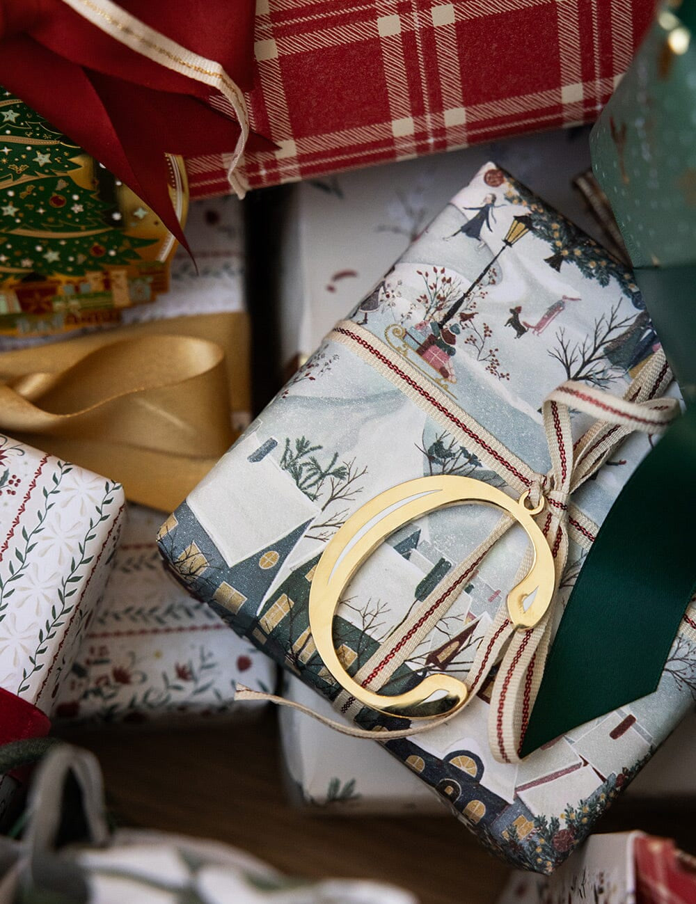 The Christmas Village Gift Wrap 3m - Pure Apotheca