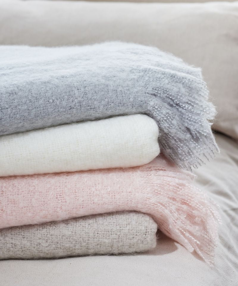 Throw Tassle Off White - Pure Apotheca