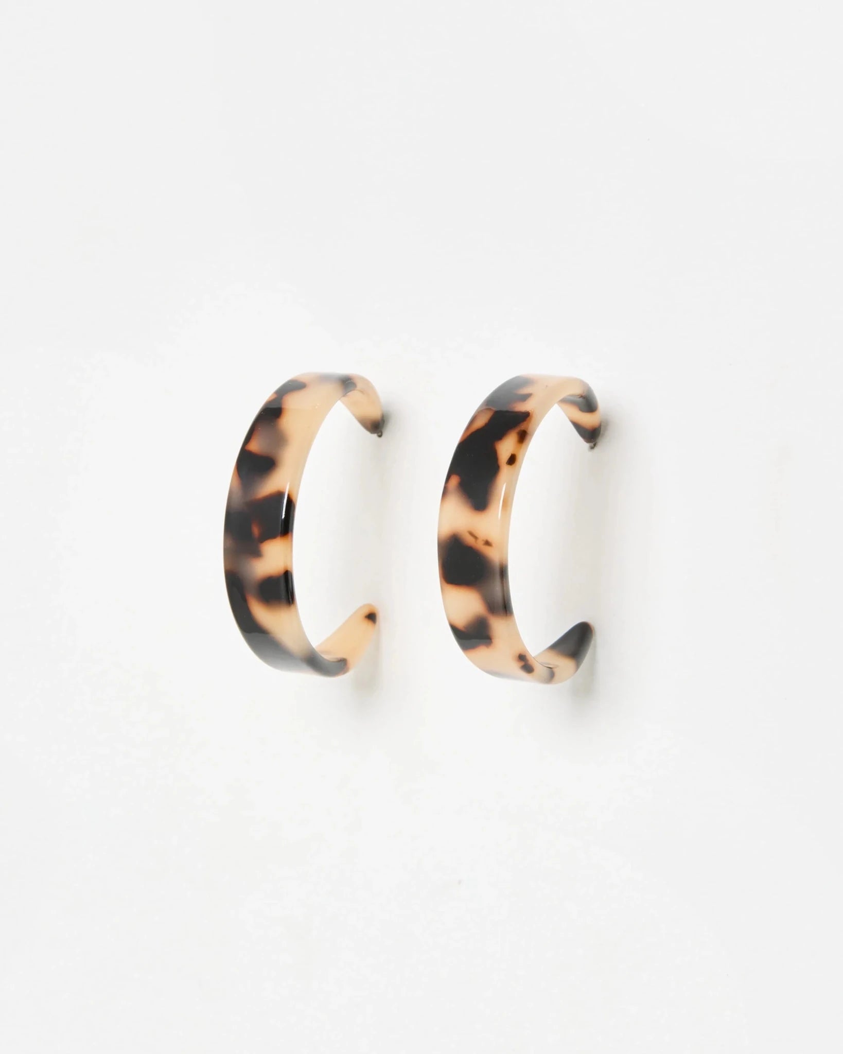 Tortoise Shell Beige Hoops - Pure Apotheca