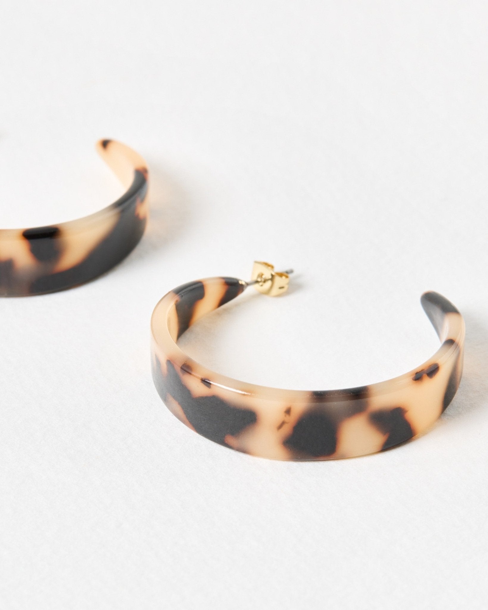 Tortoise Shell Beige Hoops - Pure Apotheca