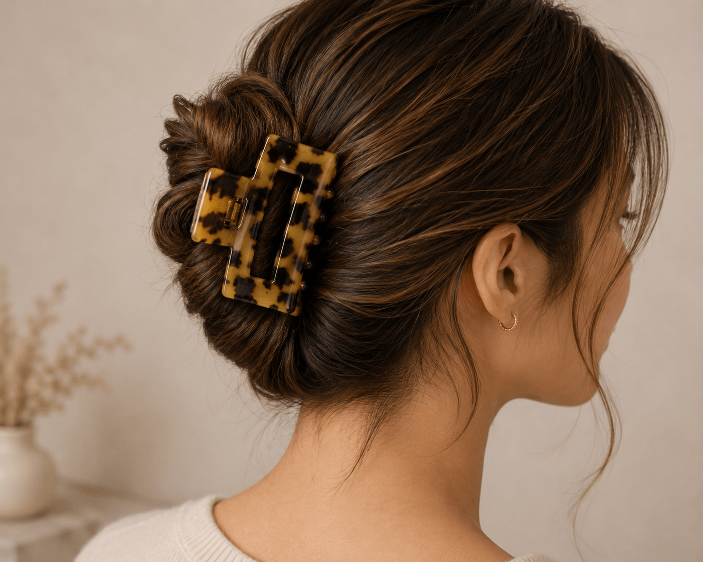 Tortoise Shell Hair Clip Brown - Pure Apotheca