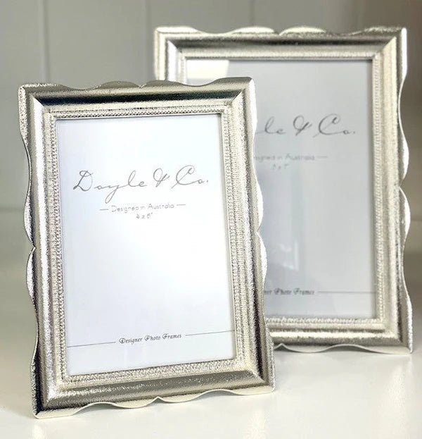 Wave Edge Textured Photoframe 4x6” - Pure Apotheca