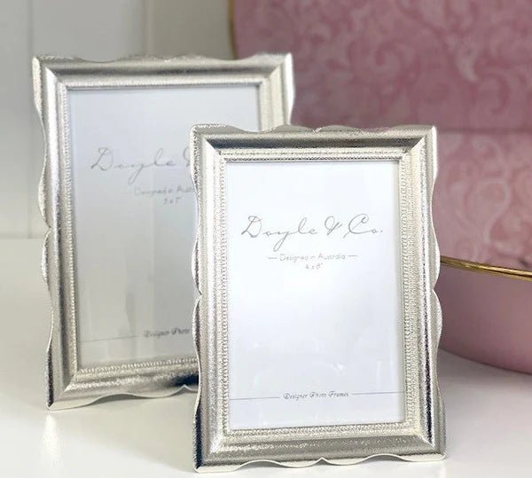 Wave Edge Textured Photoframe 4x6” - Pure Apotheca