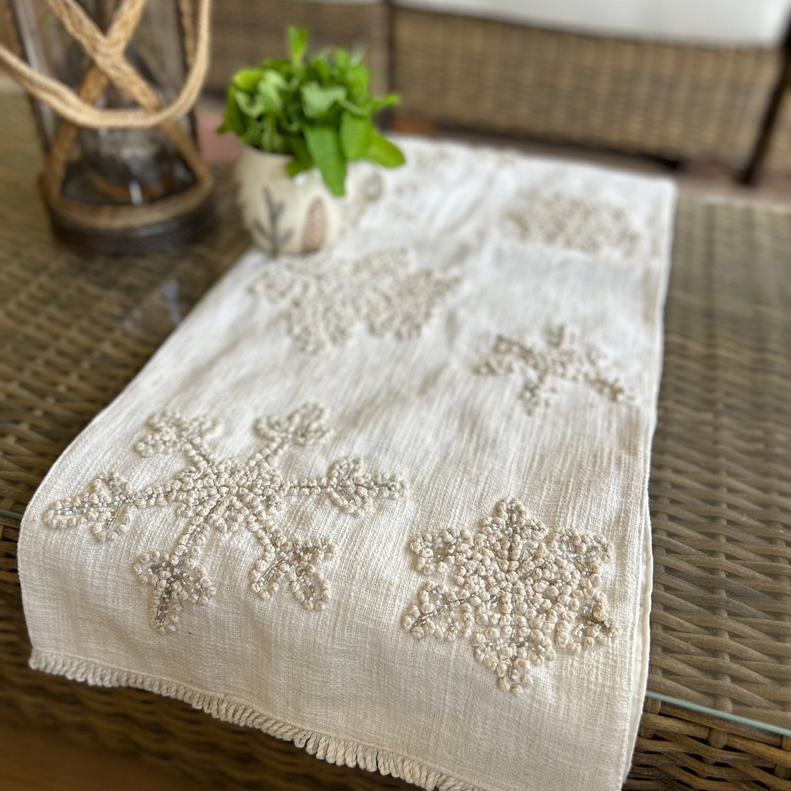 White Christmas Table Runner 40x180cm - Pure Apotheca