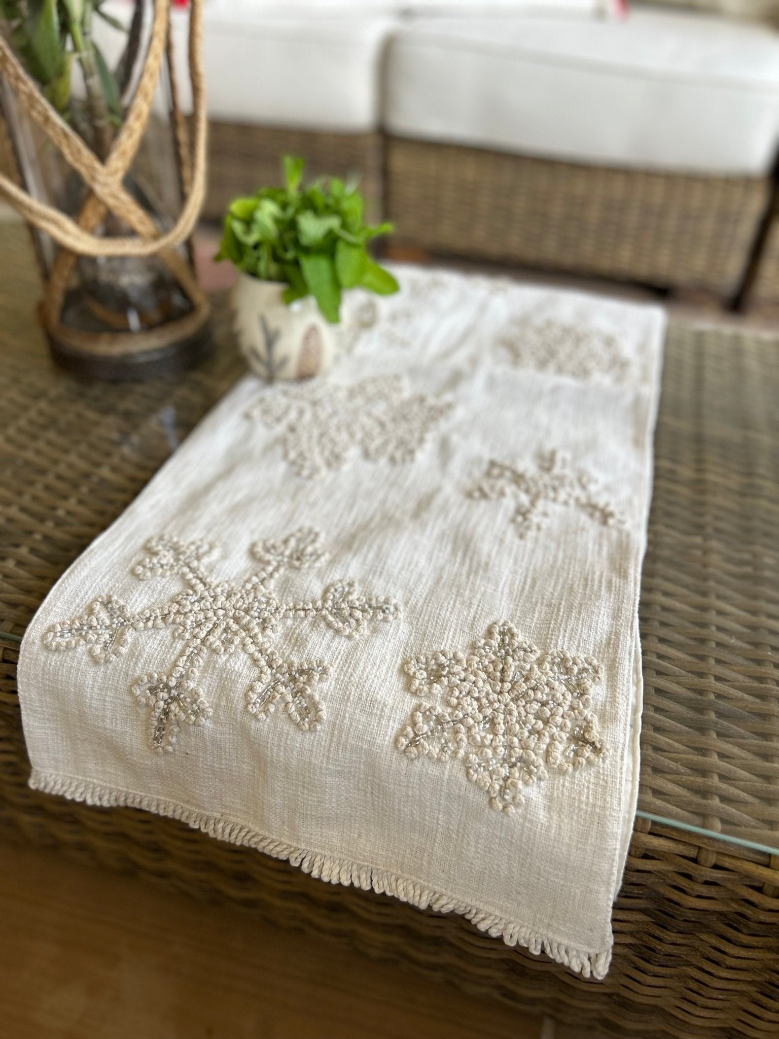 White Christmas Table Runner 40x180cm - Pure Apotheca