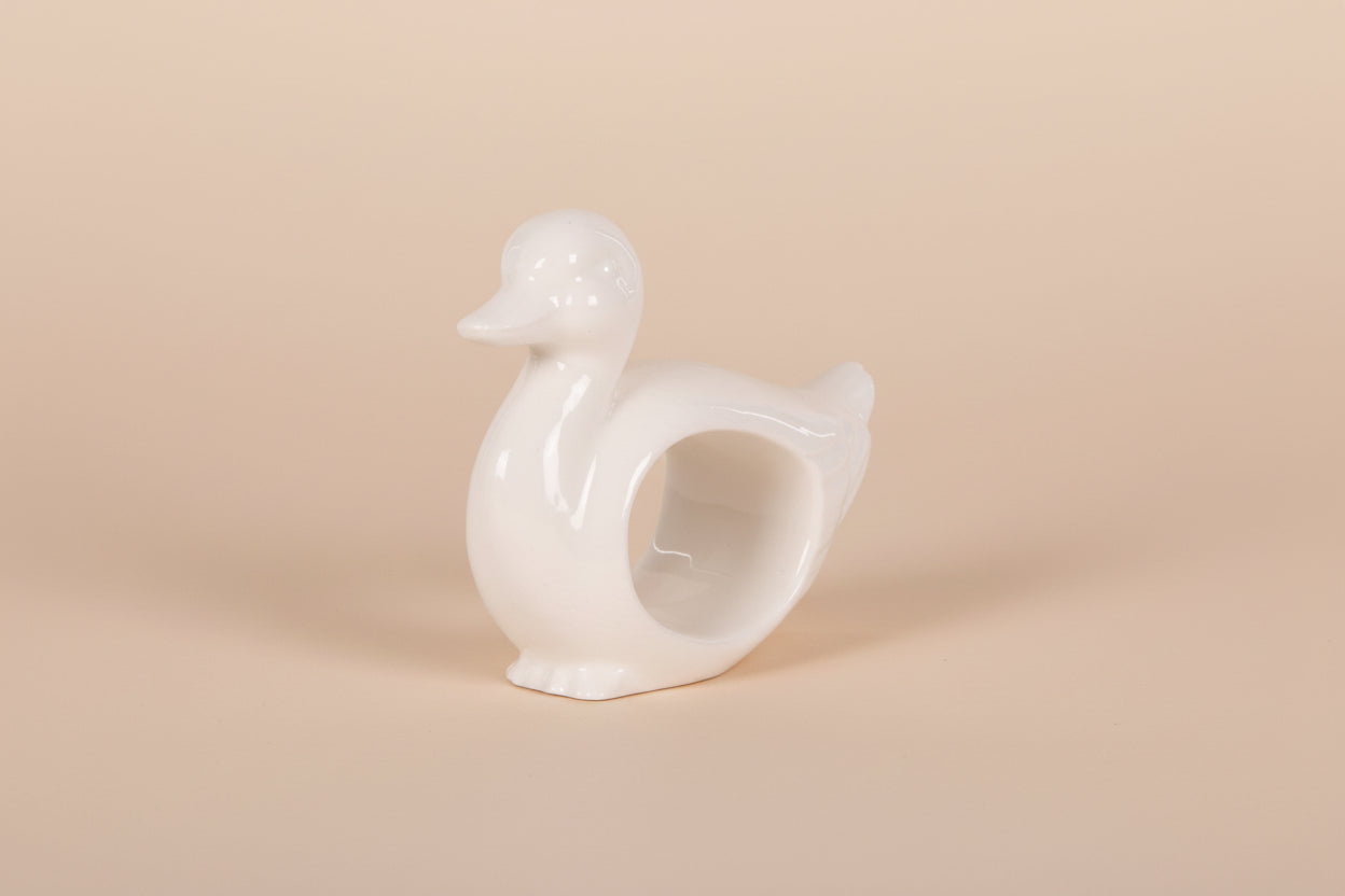 WHITE DUCKLING NAPKIN RING - Pure Apotheca