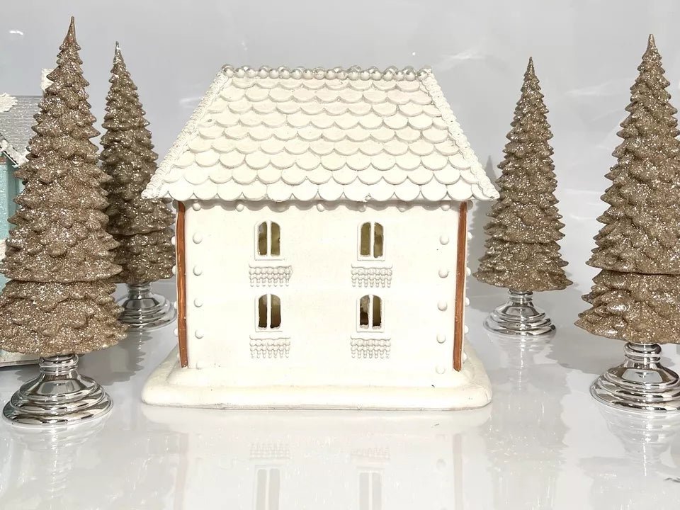 WHITE LED 1 GINGERBREAD HOUSE - Pure Apotheca