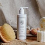 Moisture Shampoo - Pure Apotheca